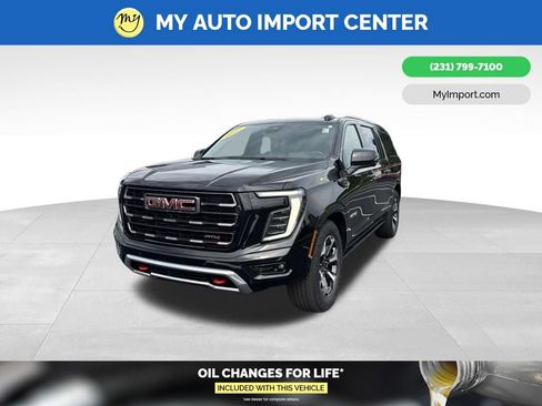 Used 2025 GMC Yukon XL AT4 Ultimate AWD/4WD image 3
