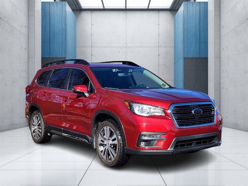Used 2021 Subaru Ascent Limited w/ Technology Package image 1