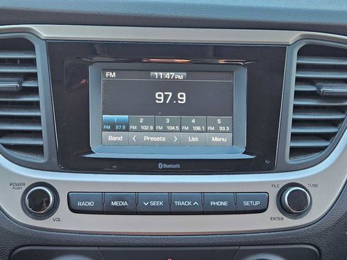 Used 2021 Hyundai Accent SE image 29