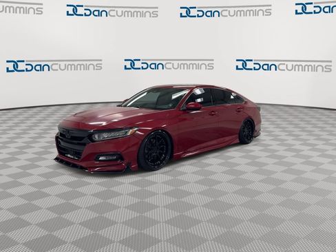 Used 2020 Honda Accord Sport image 4