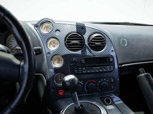 Used 2006 Dodge Viper SRT-10 RWD image 12