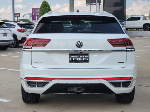 Used 2020 Volkswagen Atlas Cross Sport SEL R-Line AWD/4WD image 6