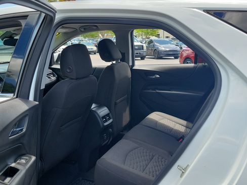 Used 2020 Chevrolet Equinox LT FWD image 14
