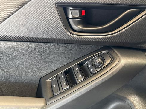 Certified 2025 Subaru Crosstrek 2.5i Sport w/ Crosstrek Mirror Package image 10