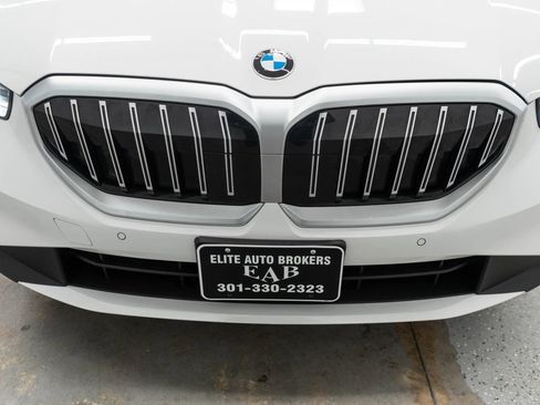 Used 2025 BMW 540i xDrive AWD/4WD image 40