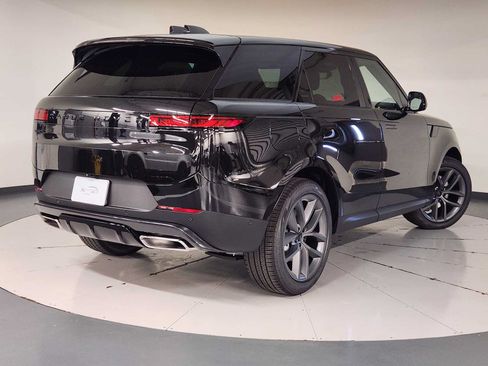 New 2027 Land Rover Range Rover Sport SE AWD/4WD image 2