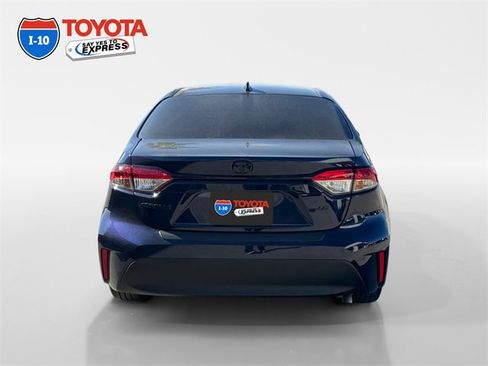 Certified 2025 Toyota Corolla LE image 4