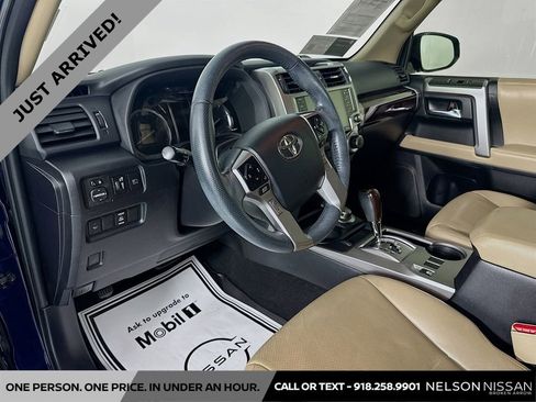 Used 2020 Toyota 4Runner Limited AWD/4WD image 9