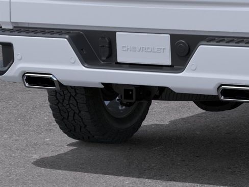 New 2026 Chevrolet Silverado 1500 High Country AWD/4WD image 14