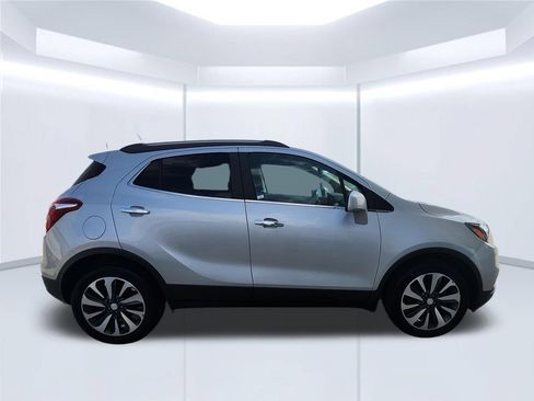 Used 2021 Buick Encore Preferred FWD image 4