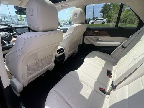 Used 2022 Mercedes-Benz GLE 350 4MATIC image 13