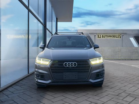 Used 2019 Audi Q7 3.0T Prestige image 2