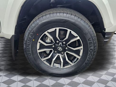 Used 2023 Toyota Tacoma TRD Sport w/ Advanced Technology Package AWD/4WD image 30