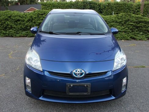 Used 2011 Toyota Prius Two image 9