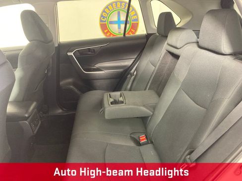 Used 2024 Toyota RAV4 LE AWD/4WD image 15