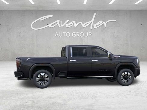 New 2025 GMC Sierra 2500 Denali w/ Denali Reserve Package image 5