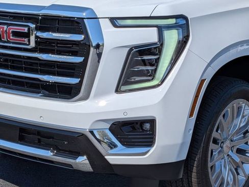 New 2026 GMC Yukon Elevation image 9