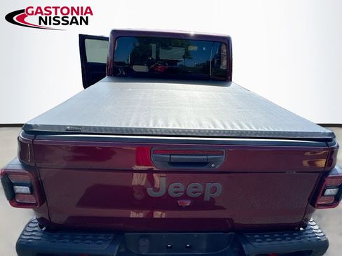 Used 2021 Jeep Gladiator Rubicon AWD/4WD image 35