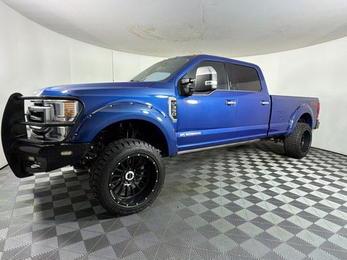Used 2022 Ford F350 Platinum AWD/4WD image 16