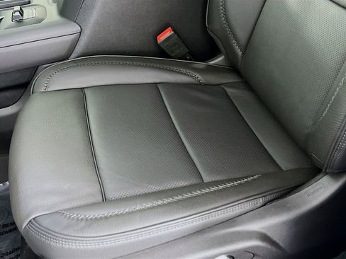 Certified 2025 GMC Sierra 2500 Denali image 18