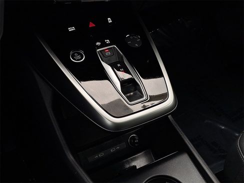 Certified 2024 Audi Q4 e-tron Premium Plus w/ Premium Plus image 15