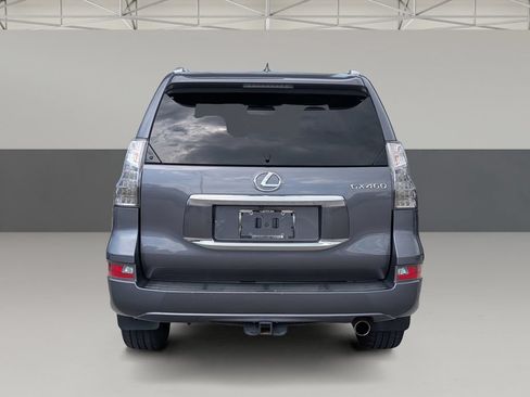 Used 2016 Lexus GX 460 w/ Preferred Accessory Package AWD/4WD image 9