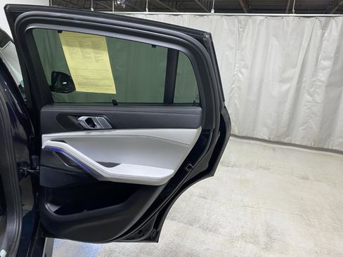 Used 2023 BMW X6 xDrive40i w/ M Sport Package image 24