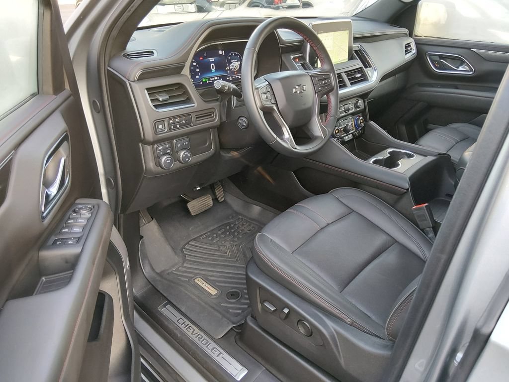 Used 2024 Chevrolet Tahoe RST w/ Luxury Package AWD/4WD image 10