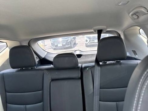 Used 2024 Nissan Murano SV w/ SV Midnight Edition Package AWD/4WD image 4