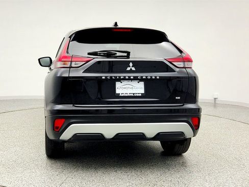 Used 2022 Mitsubishi Eclipse Cross SE image 6