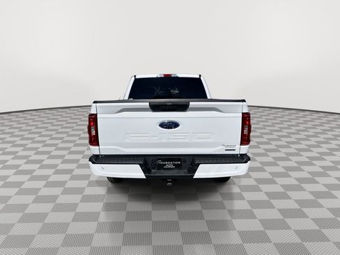 Used 2022 Ford F150 XLT w/ Equipment Group 301A Mid AWD/4WD image 10