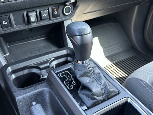 Used 2021 Toyota Tacoma TRD Sport RWD image 34