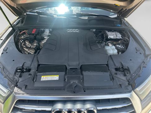 Used 2018 Audi Q7 3.0T Prestige w/ Prestige Package AWD/4WD image 19