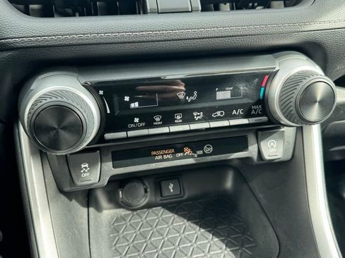 Certified 2021 Toyota RAV4 LE w/ Carpet Mat Package (TMS) image 12