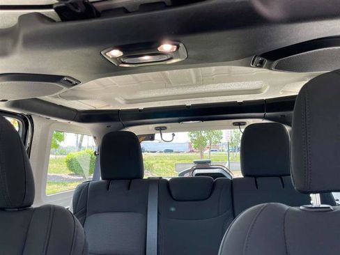 Used 2023 Jeep Wrangler Sport AWD/4WD image 48