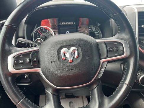 Used 2022 RAM 1500 Big Horn AWD/4WD image 16