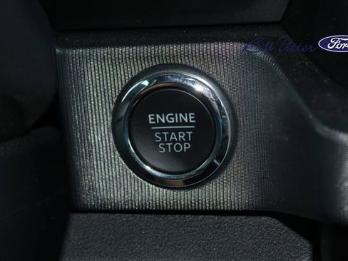 Used 2025 Ford F250 Platinum w/ FX4 Off-Road Package image 23