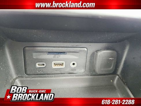 Used 2021 GMC Terrain SLT FWD image 29