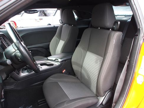 Used 2023 Dodge Challenger SXT w/ Blacktop Package image 16