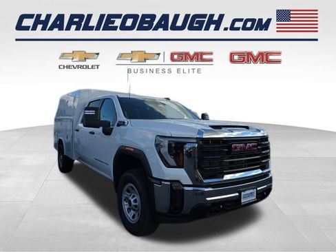 New 2024 GMC Sierra 3500 Pro w/ Convenience Package image 1