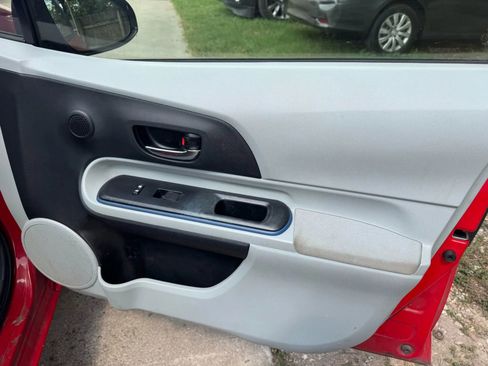 Used 2013 Toyota Prius C Three FWD image 24