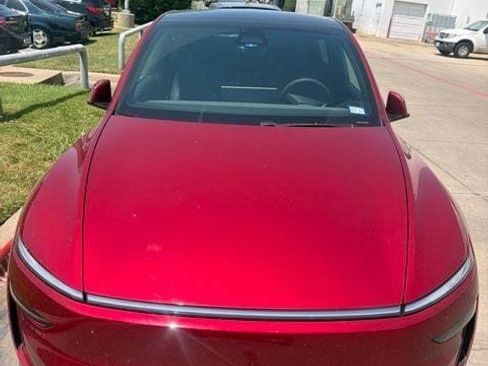 Used 2026 Tesla Model Y Long Range AWD/4WD image 2