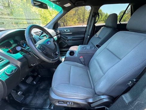 Used 2017 Ford Explorer 4WD Police Interceptor image 11