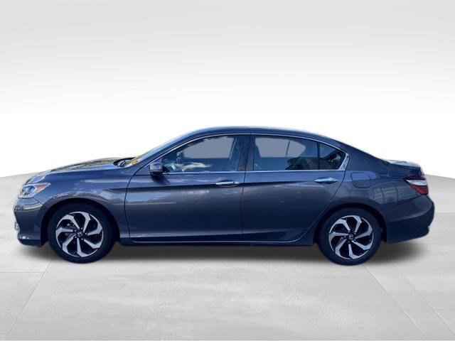 Used 2017 Honda Accord EX image 4