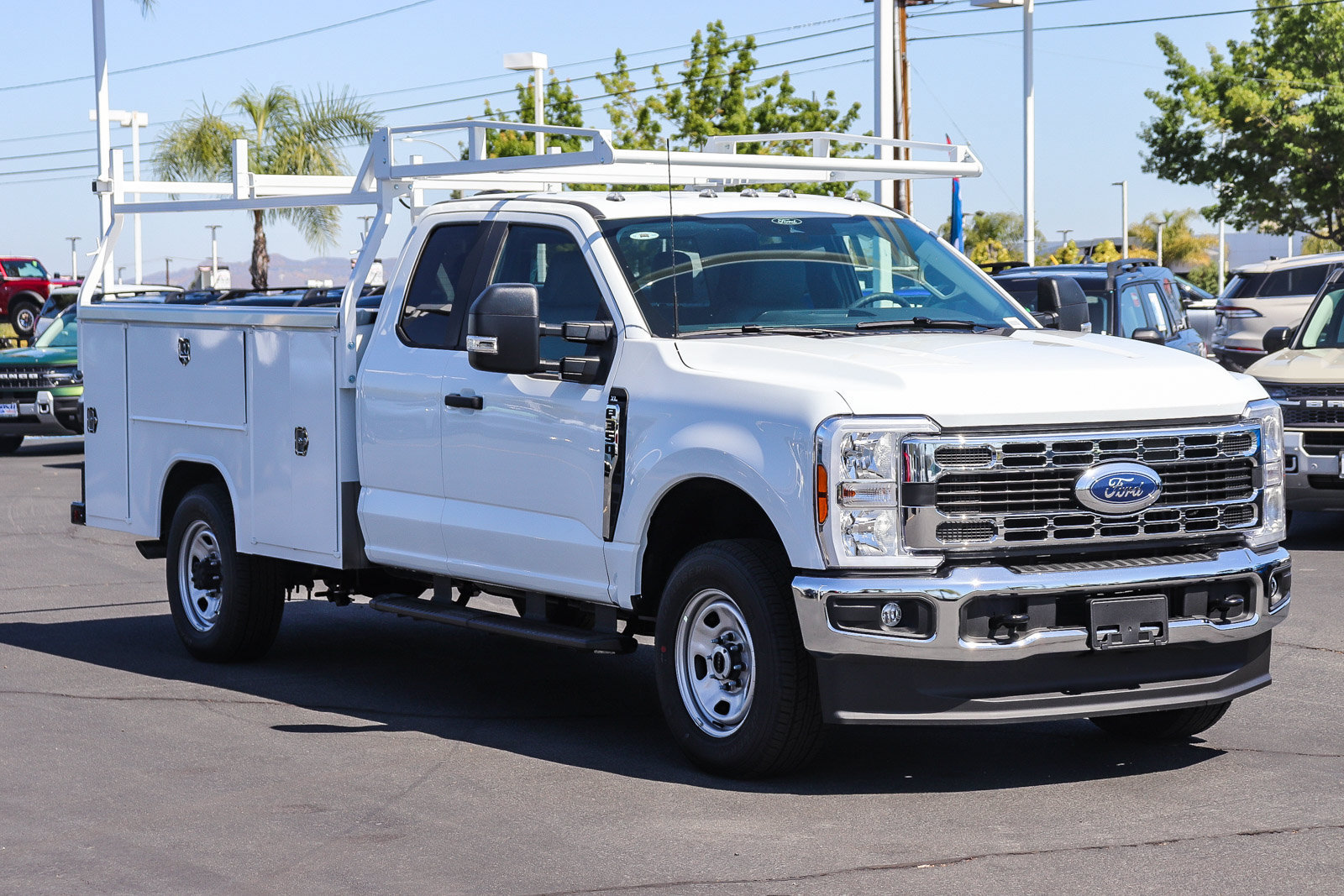 New 2026 Ford F350 XL w/ XL Chrome Package AWD/4WD image 3