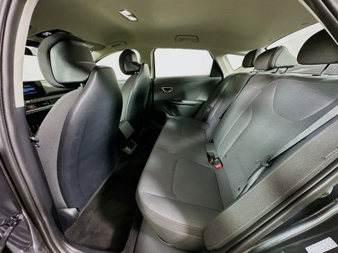 Used 2025 Kia K4 LXS image 26