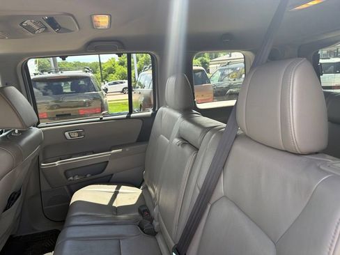 Used 2012 Honda Pilot Touring image 14
