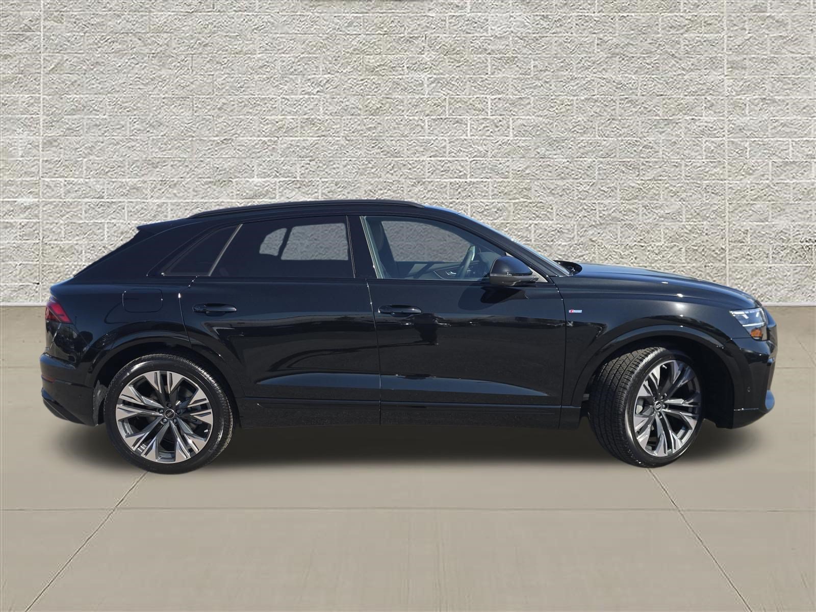 New 2027 Audi Q8 Premium Plus AWD/4WD image 8