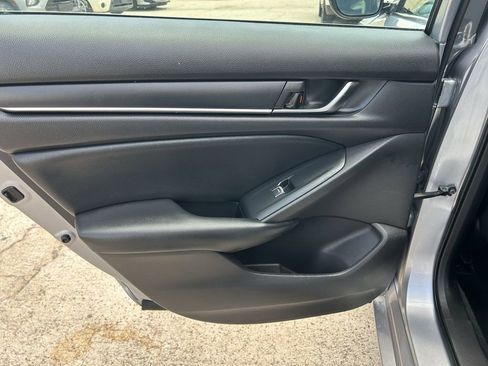 Used 2022 Honda Accord LX image 20