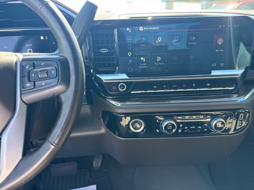 Used 2023 GMC Sierra 1500 SLE RWD image 32
